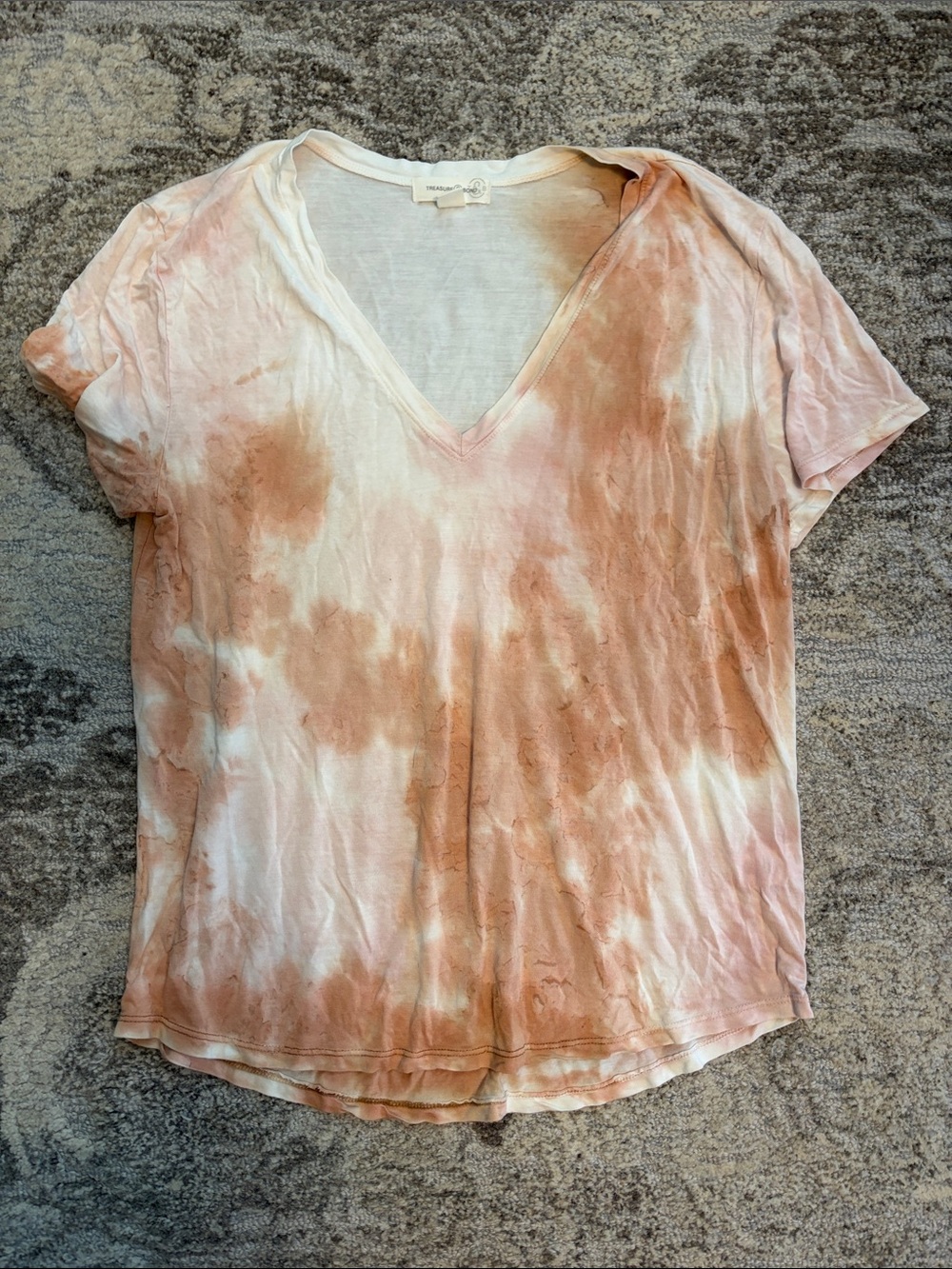 Treasure & Bond Blush Tie-Dye V-Neck Short Sleeve Tee